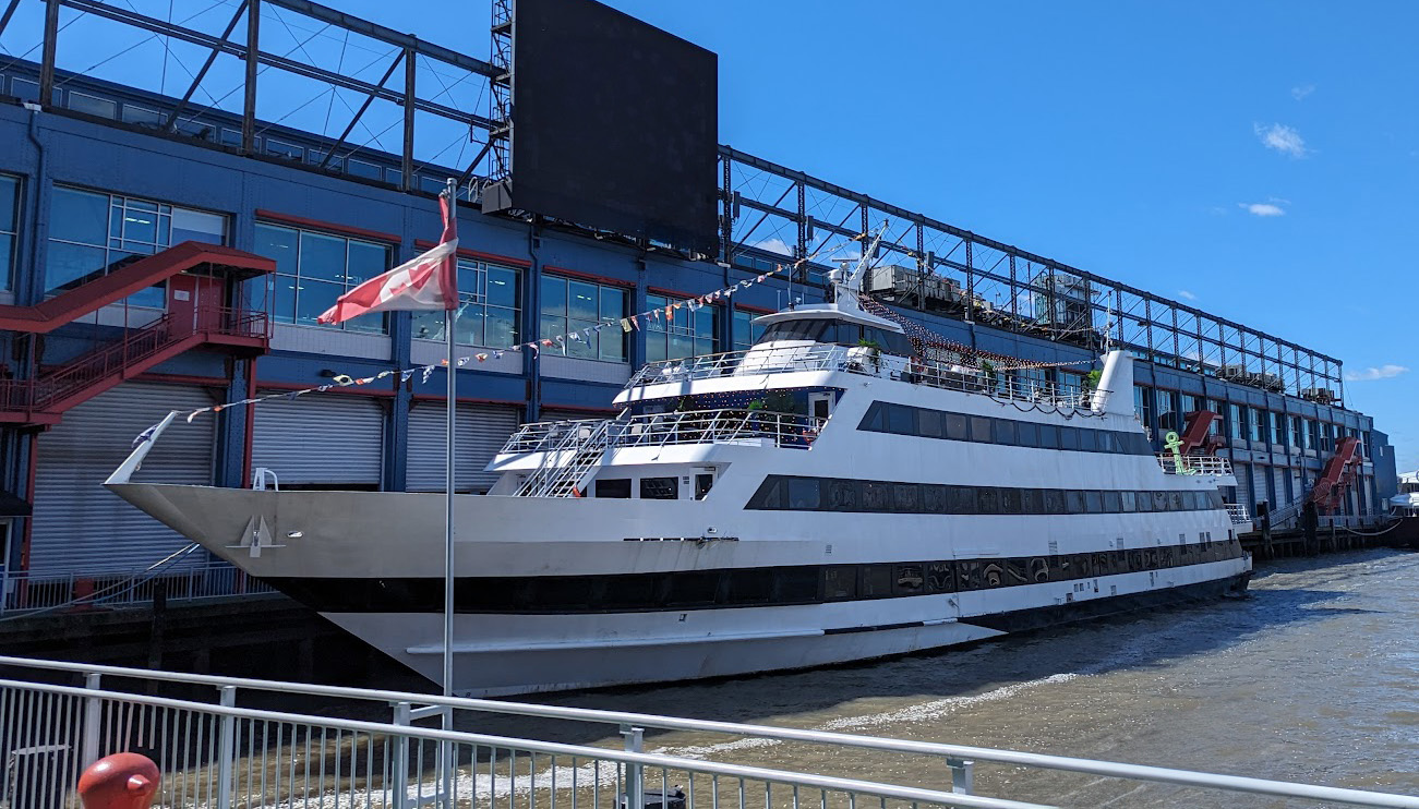 Picture Boat - Image 32